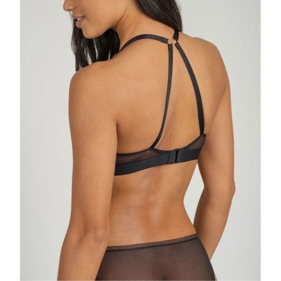 Lively Deep V No-Wire Push-up Bra - Picture 3 of 7